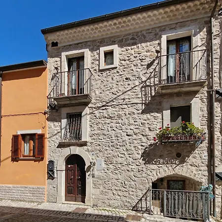 Lägenhet La Casetta Nel Borgo Fra Roccaraso E Natura *